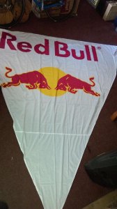 Red Bull velika zastava sa moto trke u Mudjelu
