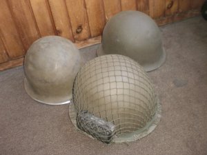 OTAN šlemovi M51 , švedski i švajcarski