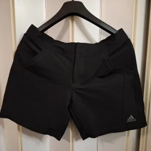 Adidas šorts kratke pantalone veličina M - NOVO