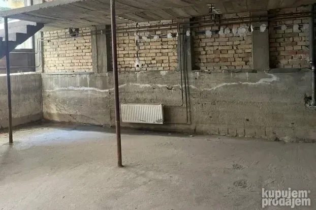 Lokal, 148m2,  Podbara