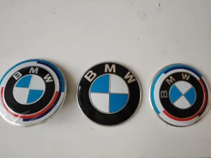 BMW znak logo 8 13237505  7 057 794