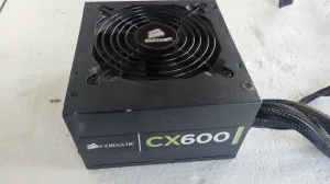 Corrsair CX600 600W napajanje gejmersko