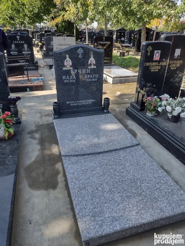 Kamenorezac / Izrada spomenika, slika i klesanje slova