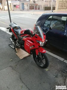 Honda CBR 125 R