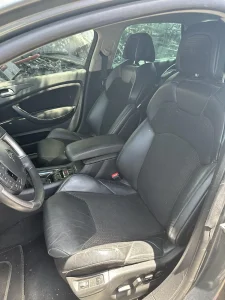 Polukozna sedista za Citroen C5