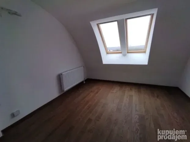 207m2,Sestosoban,Telep
