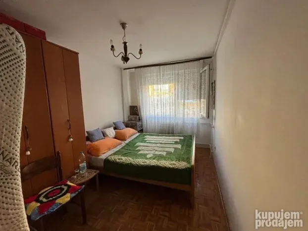 Dvoiposoban -69m2 -Novo naselje