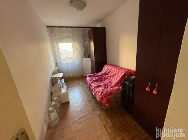 Dvoiposoban -69m2 -Novo naselje