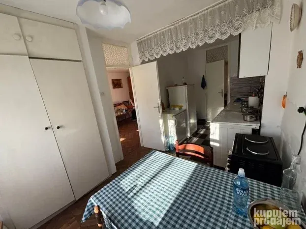 Dvoiposoban -69m2 -Novo naselje
