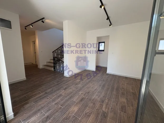 Stari Majur, 5+ petosobna, 350 m²