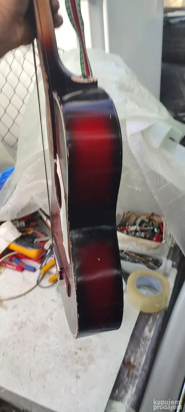 stara gitara egmond za sredjivanje