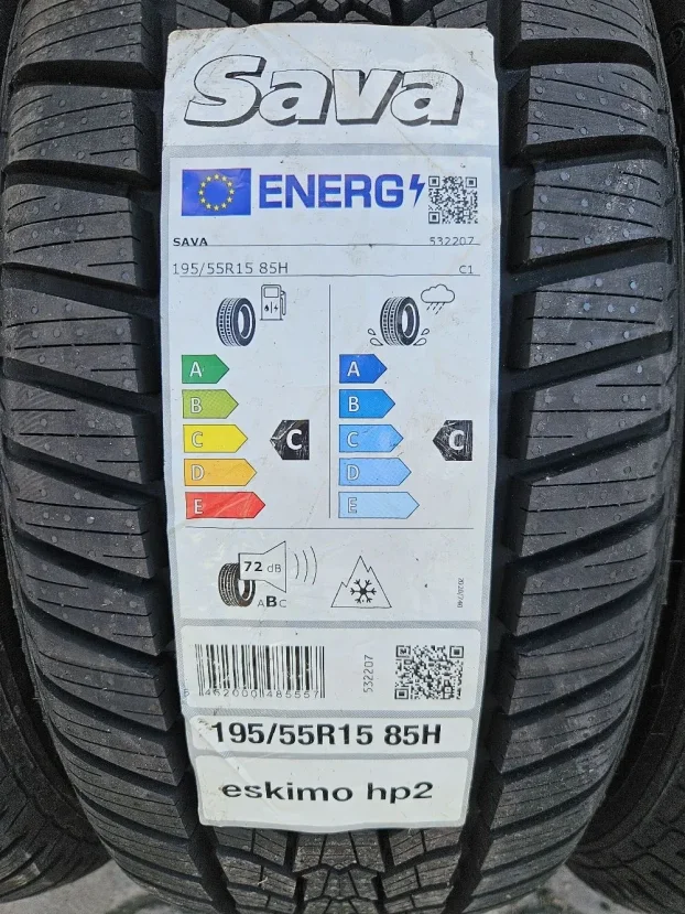 nove zimske gume 195/55 R15 Sava