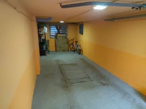 30m2,Garaza,Sajam