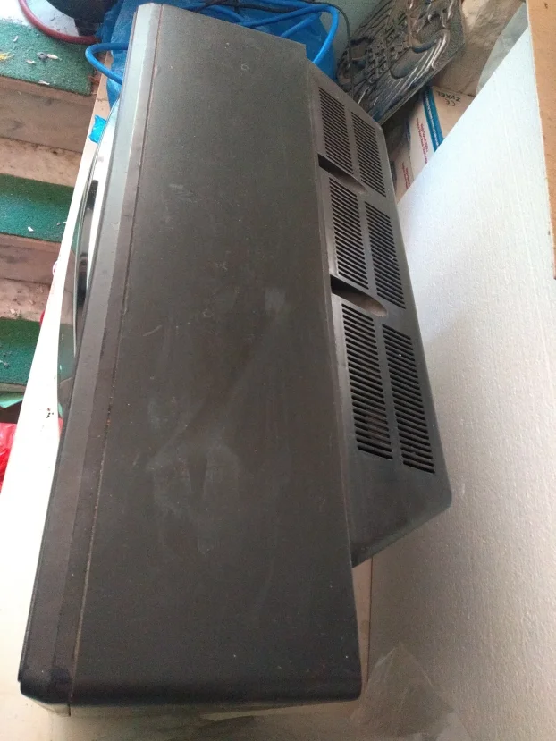 EI Color 5671, neispravan.