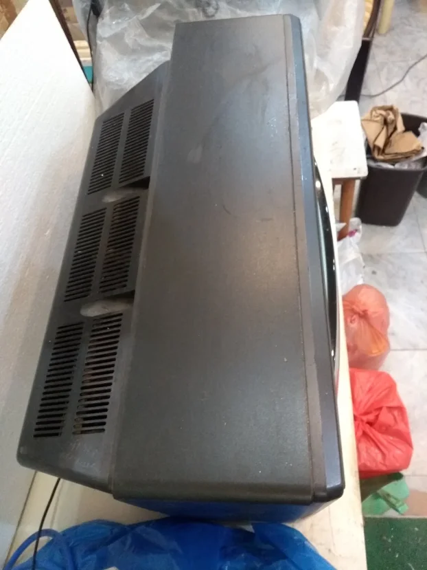 EI Color 5671, neispravan.