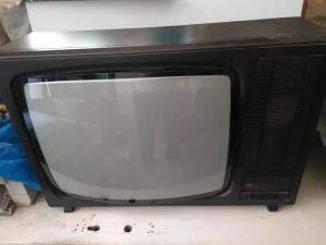 EI Color 5671, neispravan.