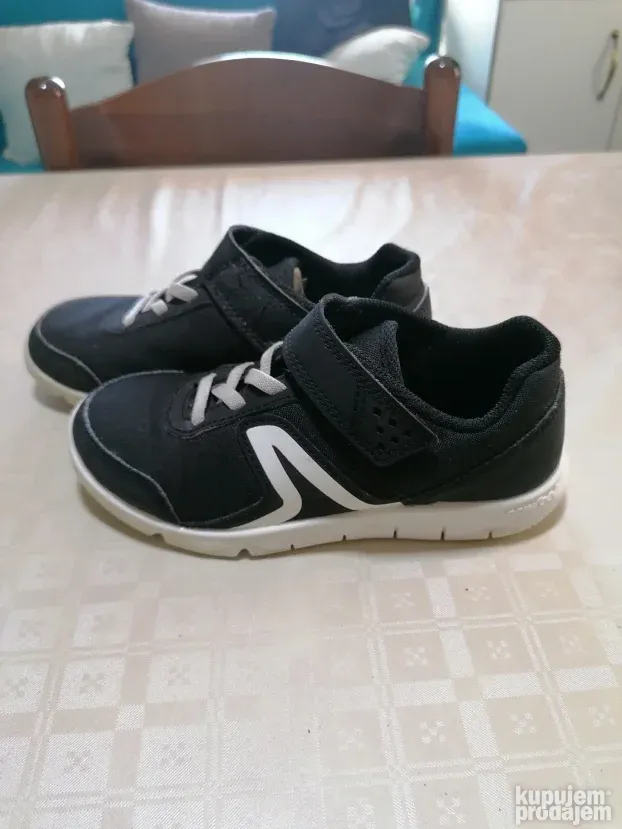 NEW feel teget kožne patike br.31