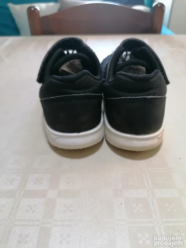 NEW feel teget kožne patike br.31