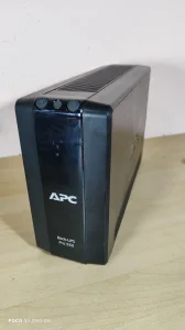 APC Back UPS Pro 550 - BR550GI - ispravno!