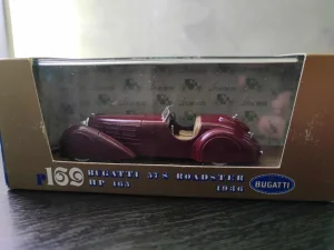 Bugatti 57S Roadster, 1936, dark red, Brumm