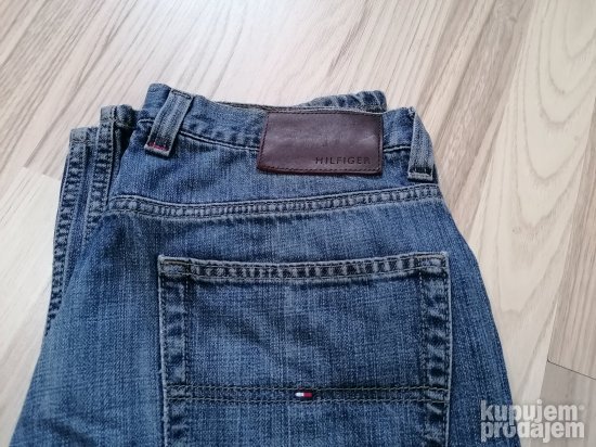 916 - Tommy Hilfiger denim farke 33/32 Oiginal TOP 5