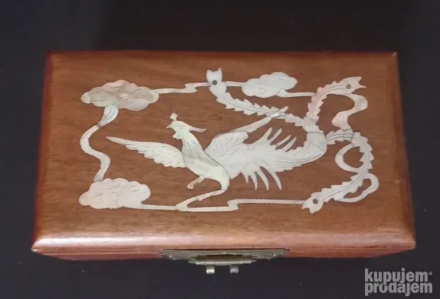 Stara Kina, Drvena kutija sa Zmajom od Sedefa, Savrsena