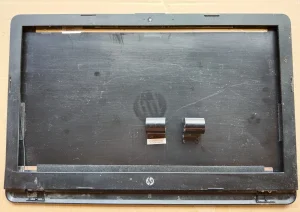 Kuciste ekrana za laptop HP 15-ra037nm