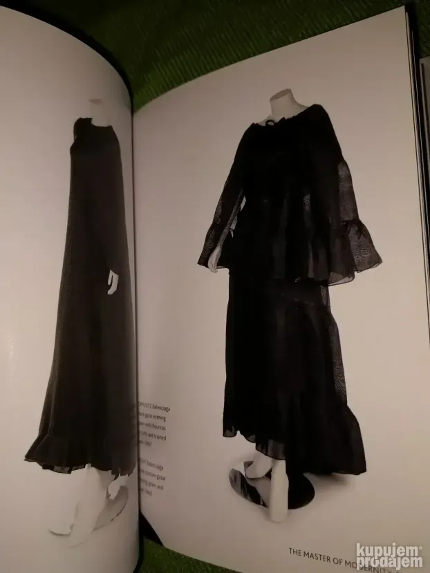 Little book of Balenciaga - Emmanuelle Dirix