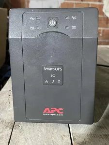 APC Smart- ups sc 620va 230v