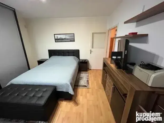 Stan na dan Beograd