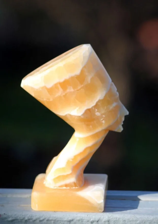 Vintage Statua egipatske kraljice Nefertiti