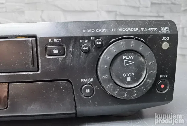 Sony SLV-E830 VHS Video rekorder sa daljinskim