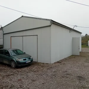 hale za iznajmljivanje 100m2  1000eur/mes.