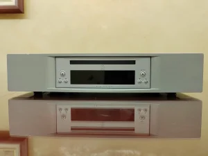 Linn Unidisk 2.1 sacd/cd/dvd/mp3 high end plejer+daljinski