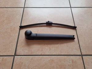 Zadnji brisač Skoda Roomster komplet sa nosačem