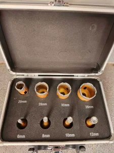 Dijamantske krune za busenje keramike