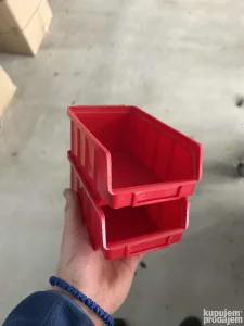 Univerzalna plastična kutija