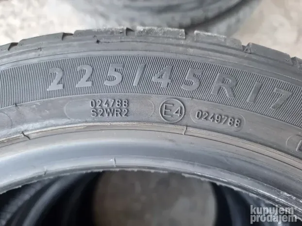 225 45 17 225/45R17