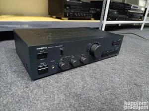 Onkyo A 8220