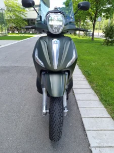 Beverly 350 oklop prednji maska