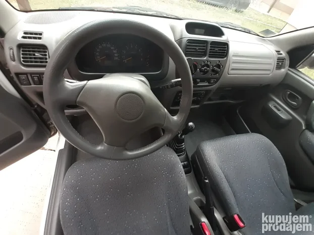 2002 Suzuki Ignis 4x4