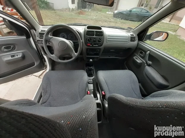 2002 Suzuki Ignis 4x4