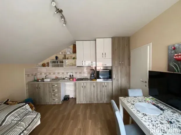 Kuća - 151m2 - Rumenka - 546565