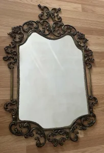 Staro mesingano ogledalo