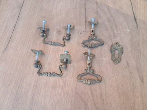 Mesingane ručke za nameštaj br.1