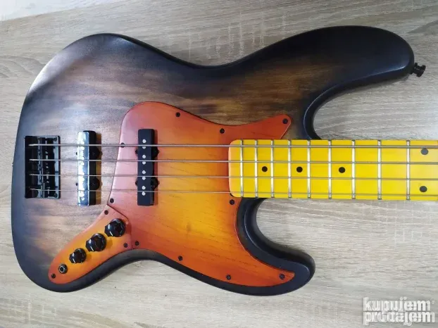 CoomBass Blackburst
