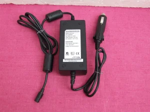 Edac power adapter na upaljac 19V 6.3A za kola + GARANCIJA!