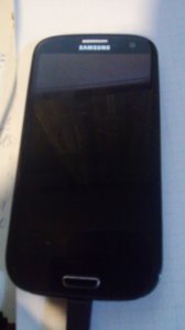 mobilni samsung s3 gt-i9300-neispravan