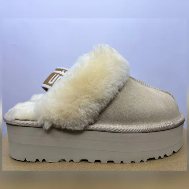 UGG FUNKETTE  5 boja iz Italije