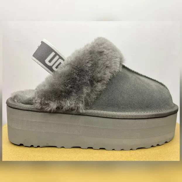 UGG FUNKETTE  5 boja iz Italije